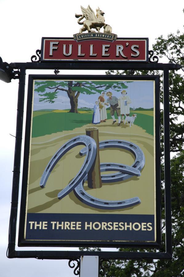 Hotel The Three Horseshoes Alton  Exteriér fotografie